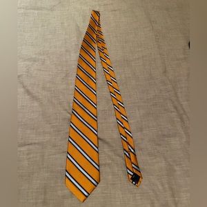Nautica tie in orange and blue